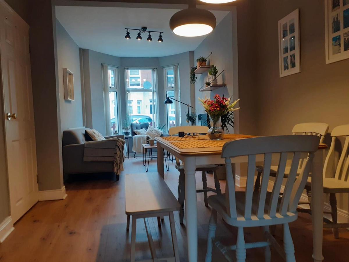 شقة J&S Downtown Sky Attic House بلفاست المظهر الخارجي الصورة