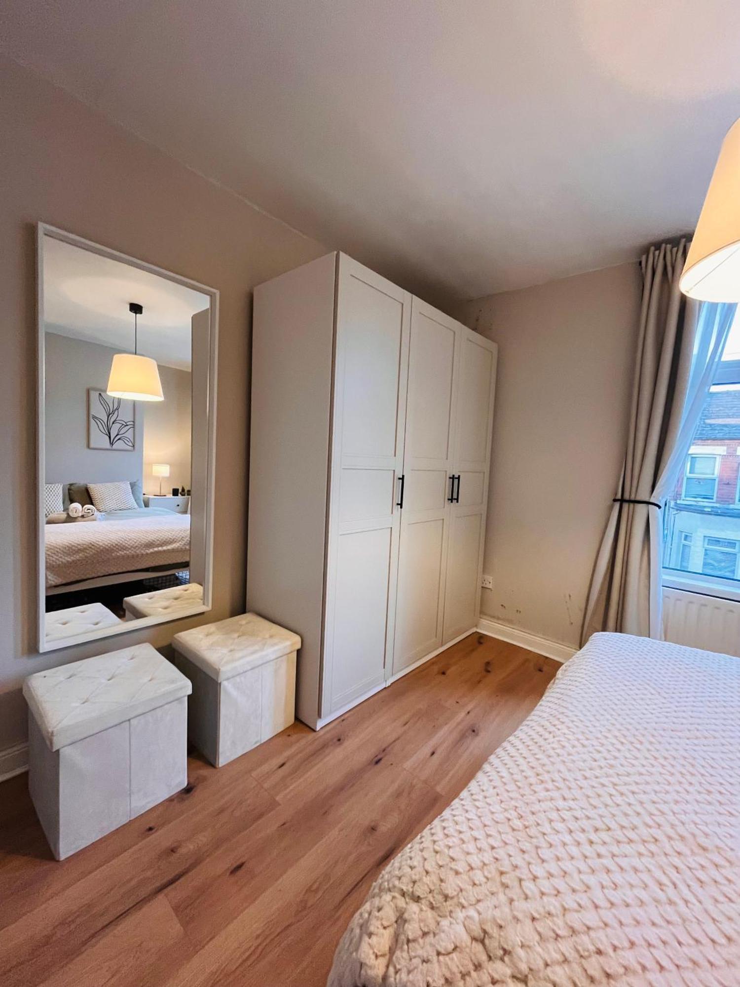 شقة J&S Downtown Sky Attic House بلفاست المظهر الخارجي الصورة